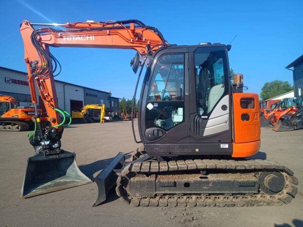 Hitachi ZX85US-6 HUIPPUVARUSTEILLA