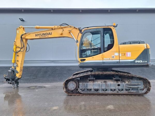Hyundai R140LCM 9 METSÄMALLI