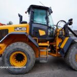 JCB 437HT