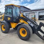 JCB 409 AURA, HIEKOITIN YM.