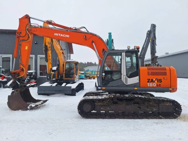 Hitachi ZX180LC-3 KALLISTAJALLA