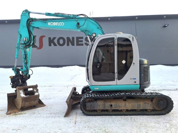 Kobelco SK70SR PYÖRITTÄJÄLLÄ