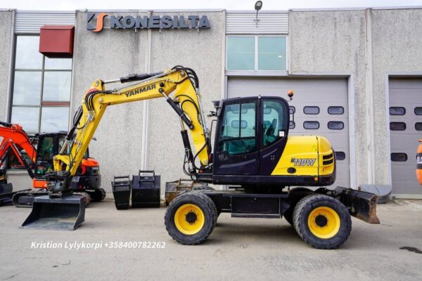 Yanmar B110W PYÖRITTÄJÄLLÄ