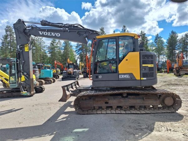 Volvo ECR145EL STAGE 5,  PUSKULEVYLLÄ