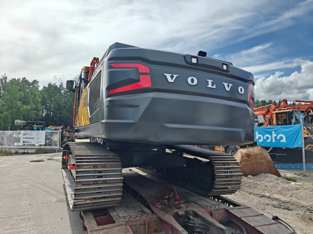Volvo EC400F.
