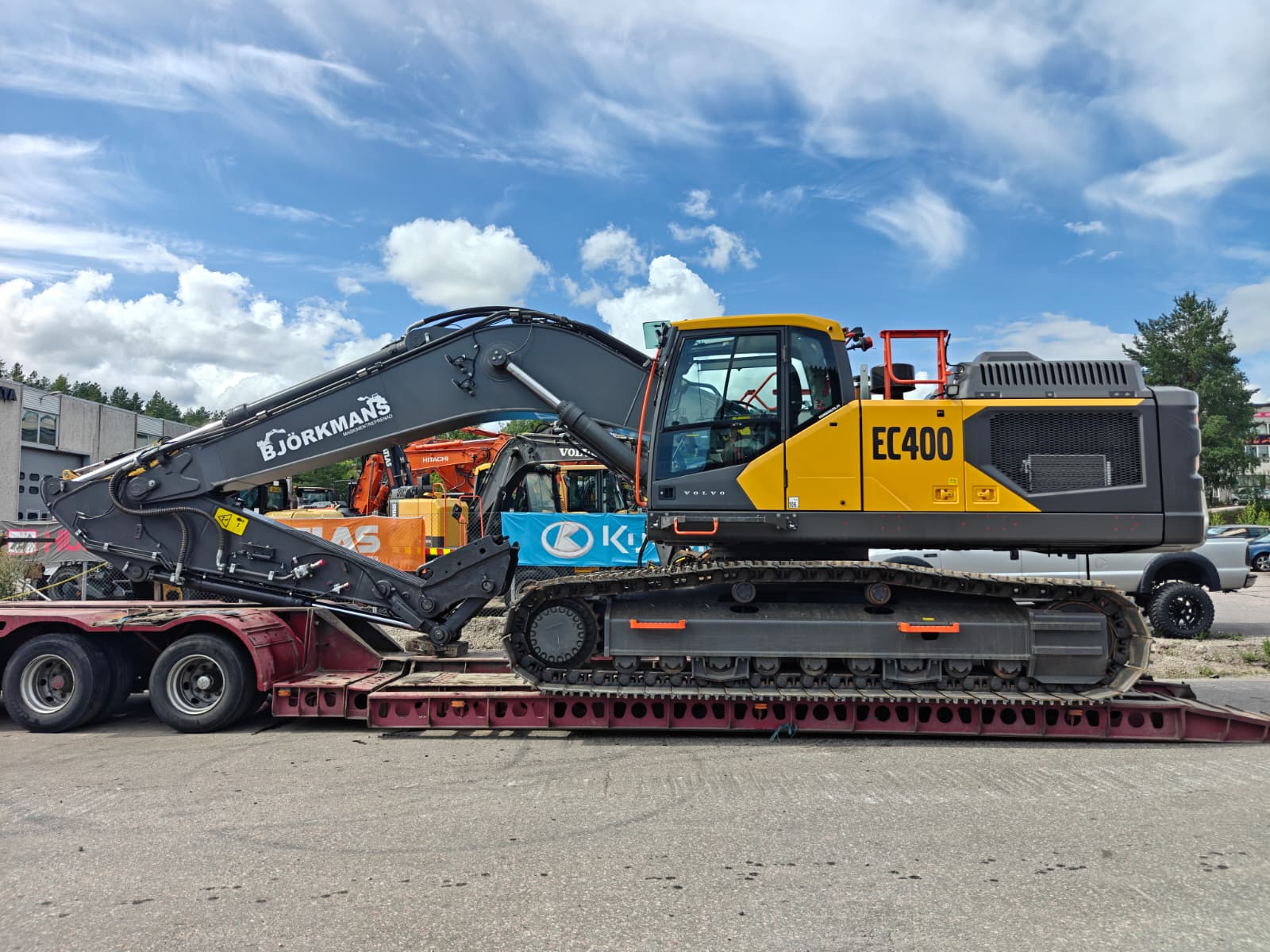 Volvo EC400F.