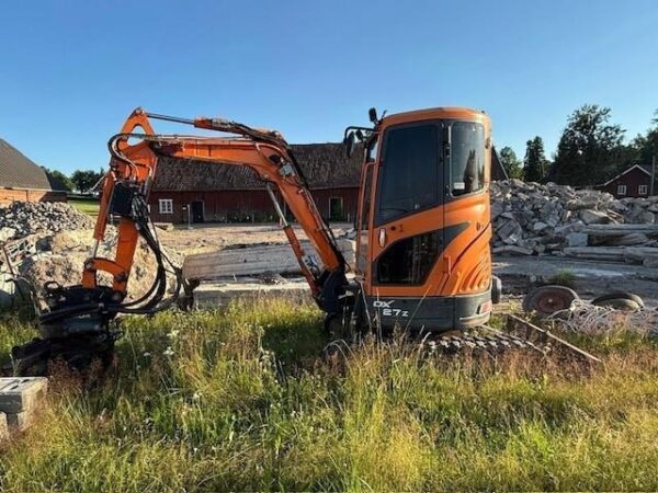 Doosan DX27Z pyörittäjällä