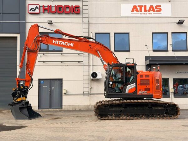 Hitachi ZX 225 USLC-7 Valmis paketti 3D + tiltti