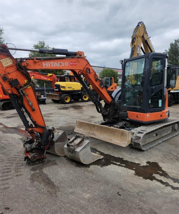 Hitachi ZX48U-5 CLR