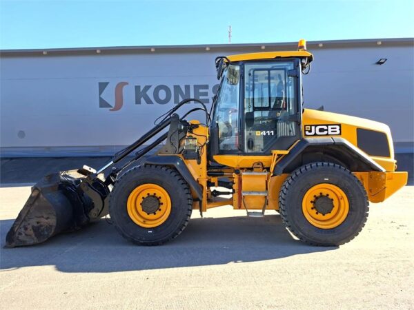 JCB 411HT T4F  -UUDET RENKAAT-