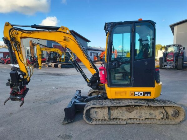 JCB 50Z-2  -PYÖRITTÄJÄLLÄ-
